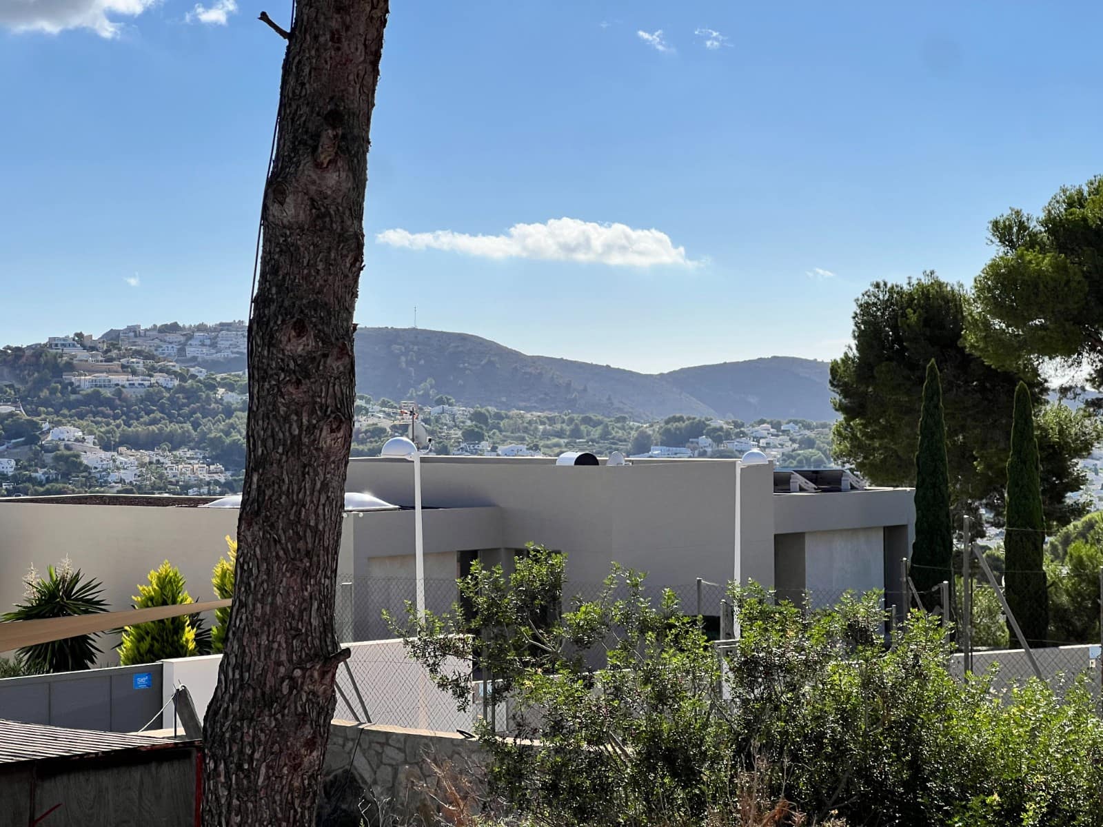 Grunde uden byggetilladelser til salg i Moraira - € 325.000 (Ref: 8690068)