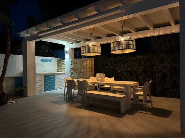 4 makuuhuone Huvila myytävänä paikassa Moraira, Teulada-Moraira mukana uima-altaan - 1 099 000 € (Ref: 8769308)