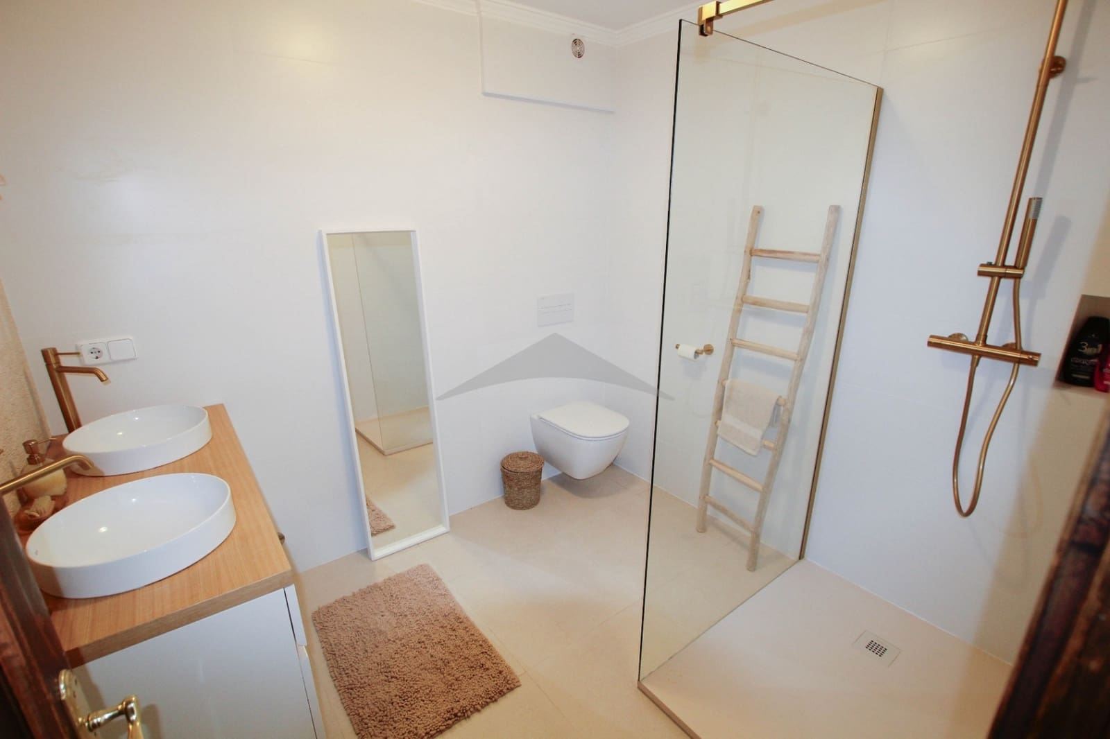 5 makuuhuone Huvila myytävänä paikassa Moraira mukana uima-altaan - 995 000 € (Ref: 8774525)