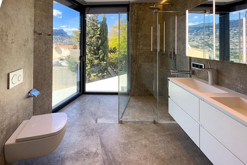 4 bedroom Villa for sale in Calpe / Calp with pool - € 2,850,000 (Ref: 8820578)