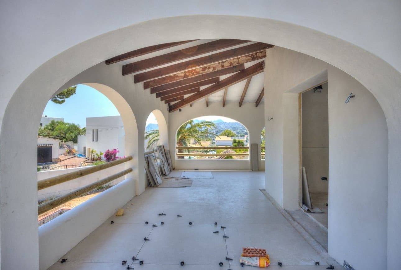 4 soveværelse Villa til salg i Moraira med swimmingpool - € 1.600.000 (Ref: 8853027)