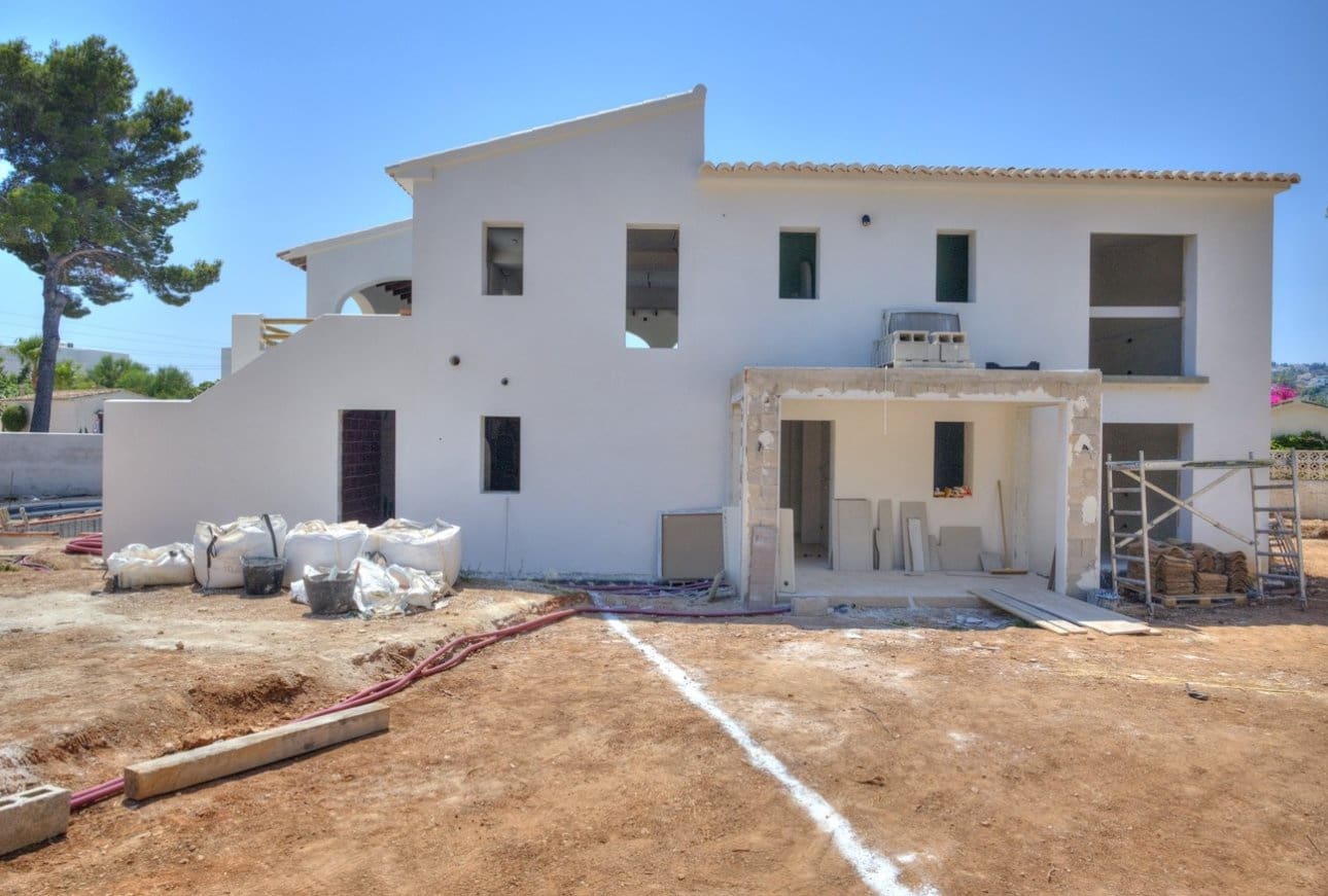 4 soveværelse Villa til salg i Moraira med swimmingpool - € 1.600.000 (Ref: 8853027)