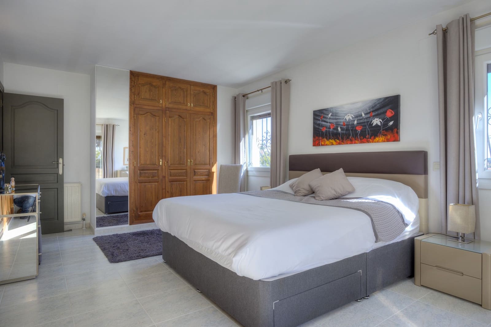 3 bedroom Villa for sale in Moraira with pool - € 1,100,000 (Ref: 8947595)