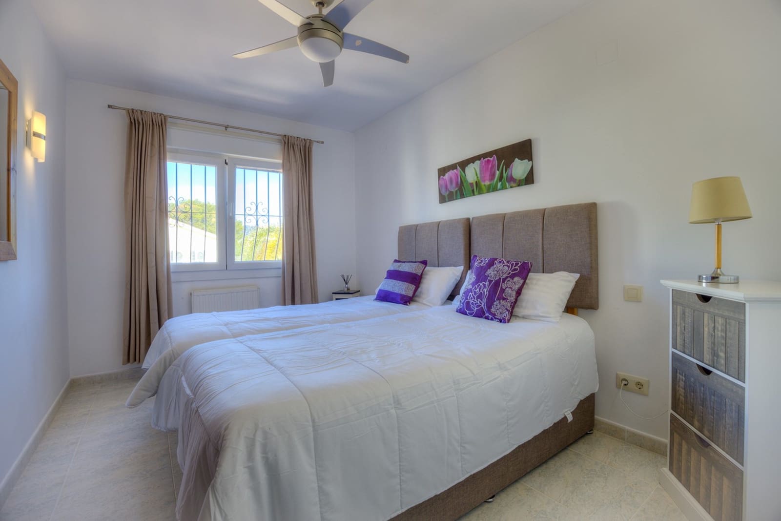 3 bedroom Villa for sale in Moraira with pool - € 1,100,000 (Ref: 8947595)