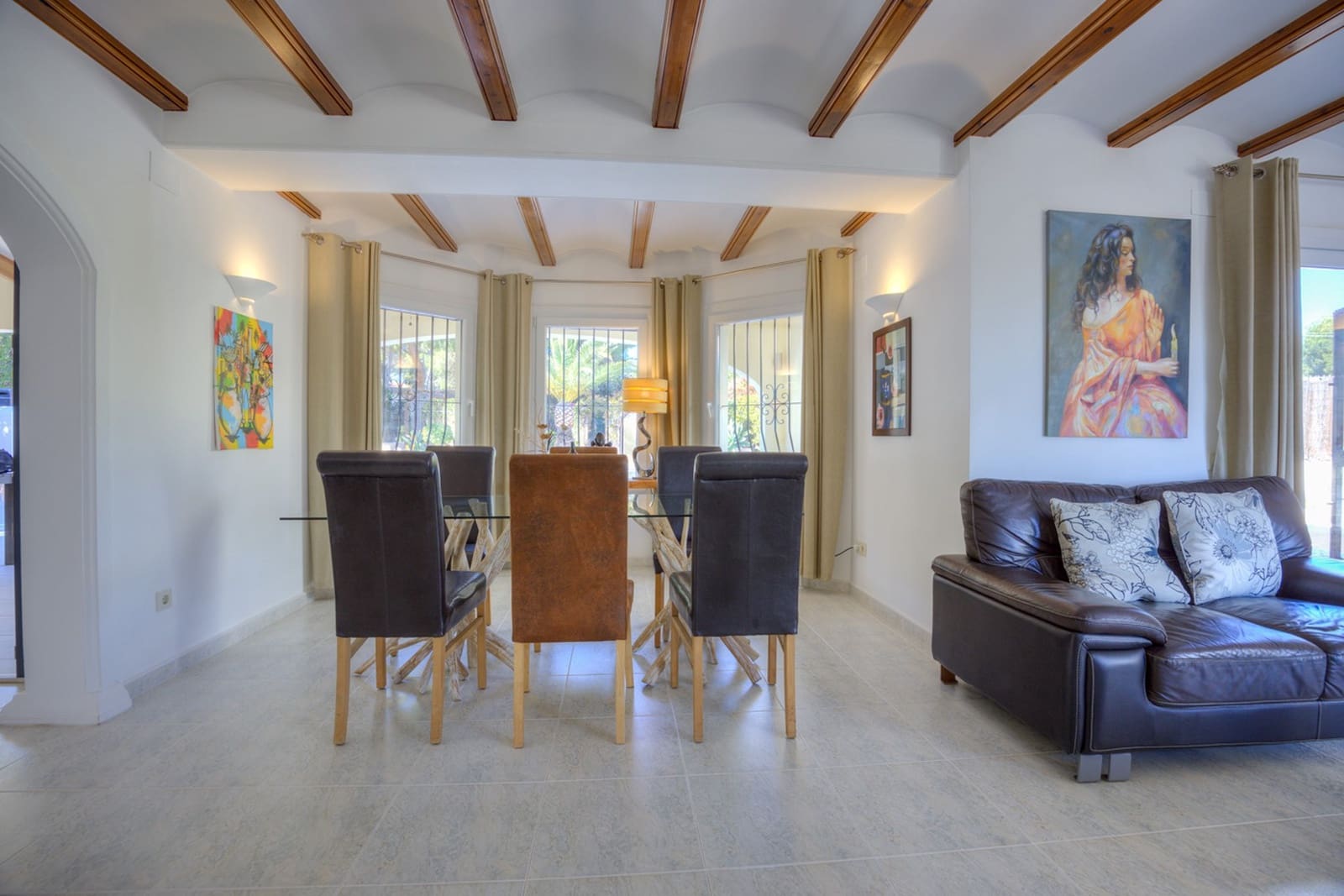 3 bedroom Villa for sale in Moraira with pool - € 1,100,000 (Ref: 8947595)