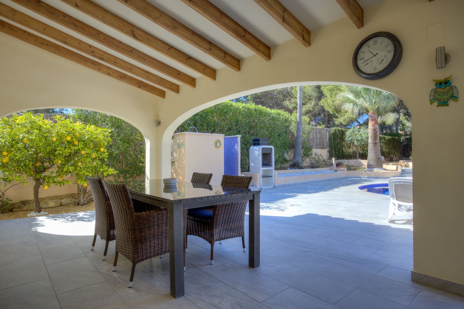 3 bedroom Villa for sale in Moraira with pool - € 1,100,000 (Ref: 8947595)