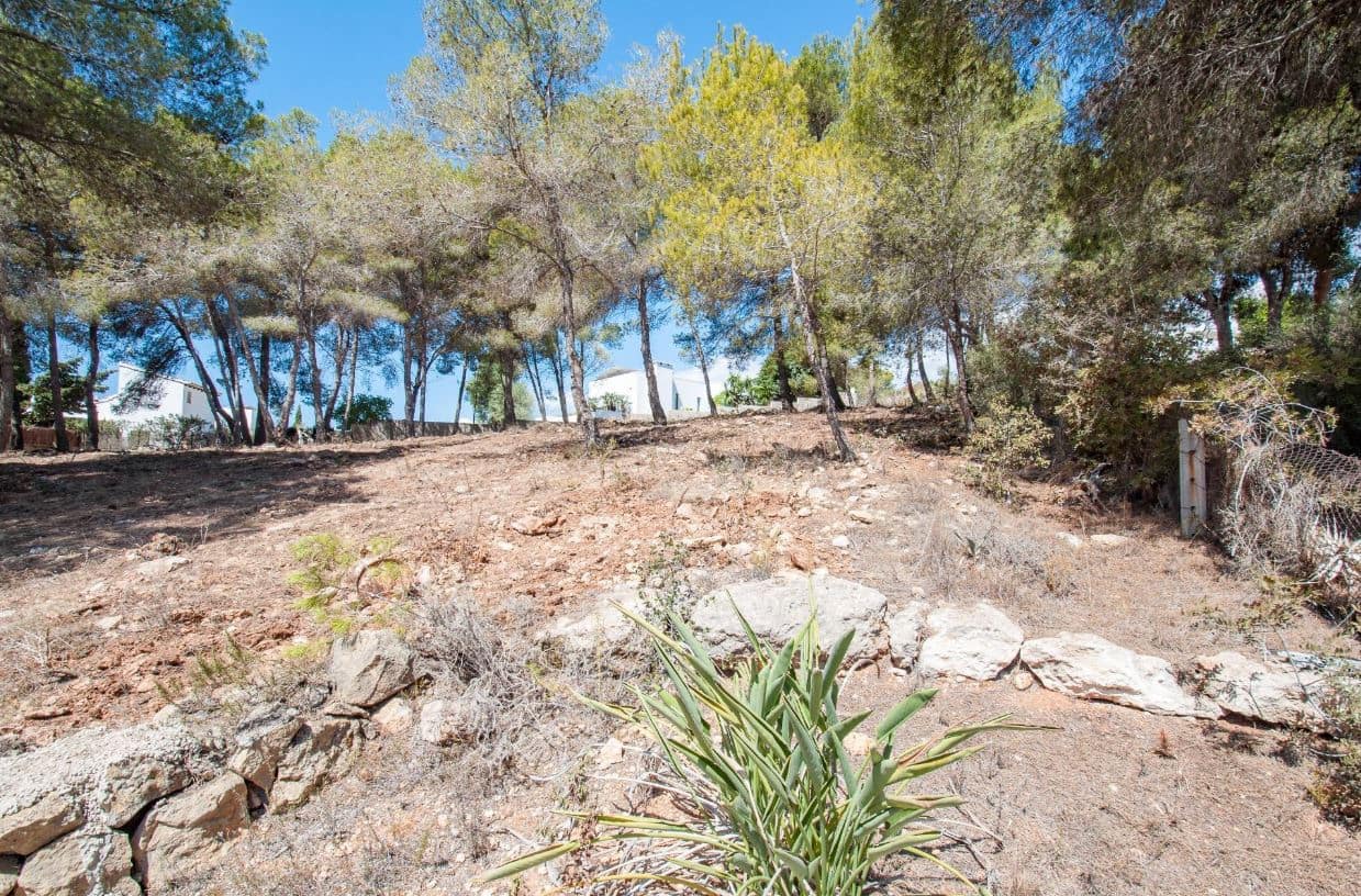 Grunde uden byggetilladelser til salg i Moraira - € 800.000 (Ref: 8949721)
