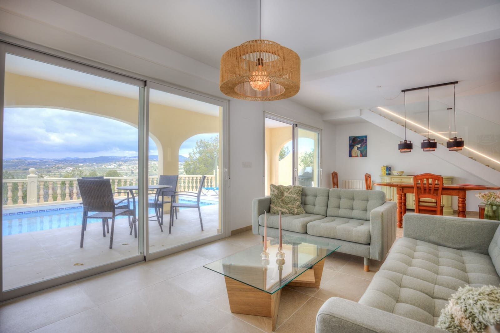 4 bedroom Villa for sale in Moraira with pool - € 560,000 (Ref: 8979912)