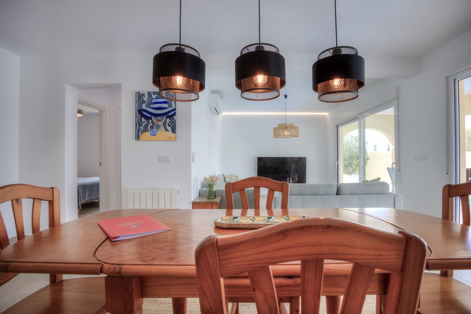 4 bedroom Villa for sale in Moraira with pool - € 560,000 (Ref: 8979912)