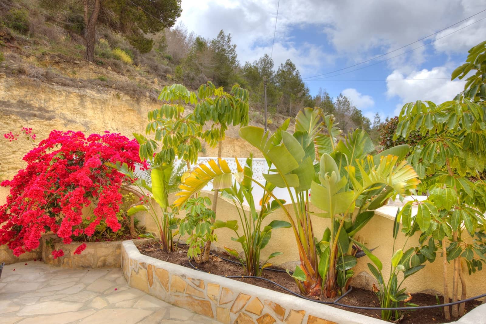 4 bedroom Villa for sale in Moraira with pool - € 560,000 (Ref: 8979912)