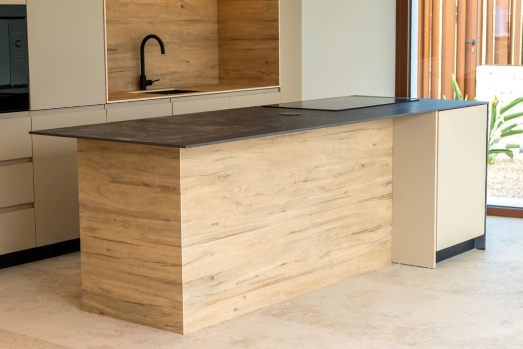 Villa te koop in Benissa met zwembad garage - € 1.370.000 (Ref: 9002296)