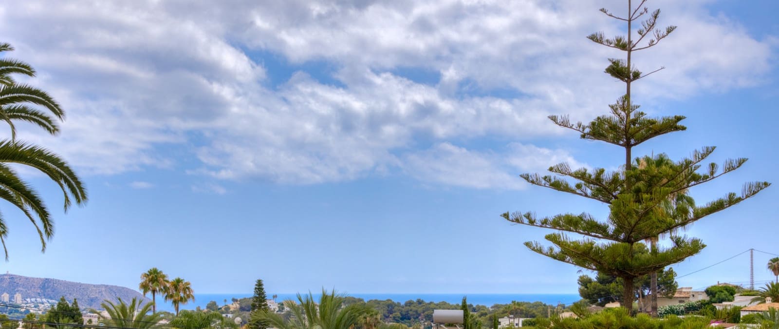 5 Zimmer Villa zu verkaufen in Moraira mit Pool - 745.000 € (Ref: 9109760)