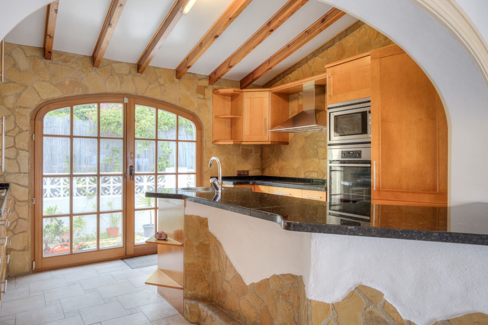 5 Zimmer Villa zu verkaufen in Moraira mit Pool - 745.000 € (Ref: 9109760)