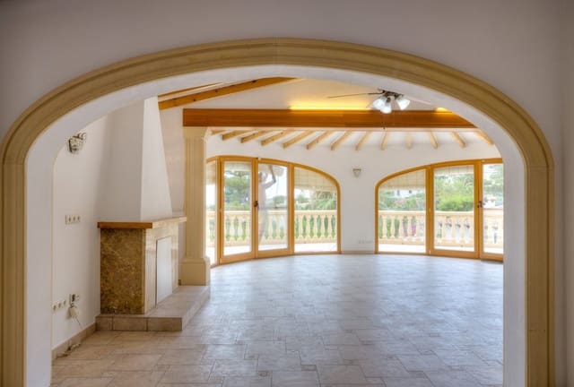 5 makuuhuone Huvila myytävänä paikassa Moraira, Teulada-Moraira mukana uima-altaan - 745 000 € (Ref: 9109760)