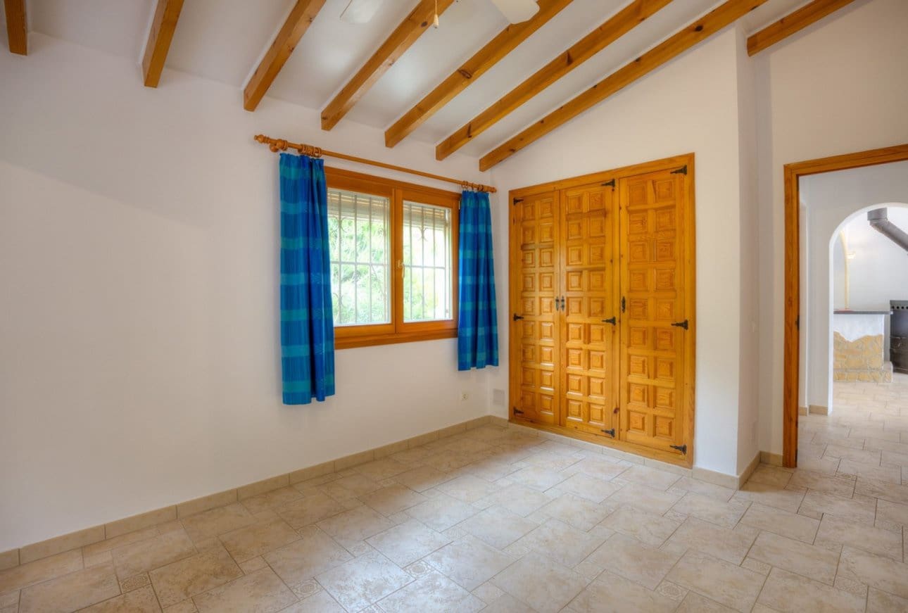 Chalet de 5 habitaciones en Moraira en venta con piscina - 745.000 € (Ref: 9109760)