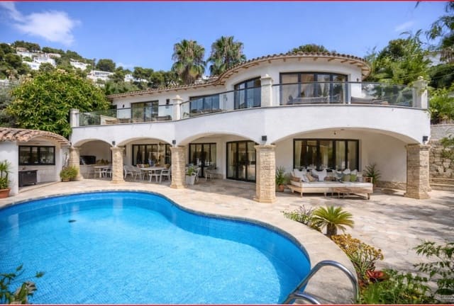 5 makuuhuone Huvila myytävänä paikassa Moraira, Teulada-Moraira mukana uima-altaan - 745 000 € (Ref: 9109760)