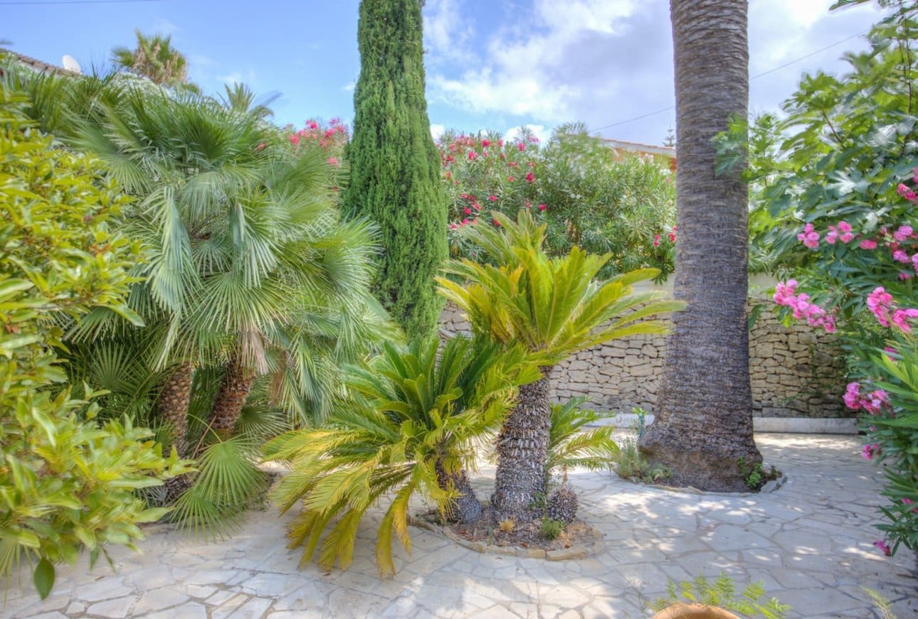 Chalet de 5 habitaciones en Moraira en venta con piscina - 745.000 € (Ref: 9109760)