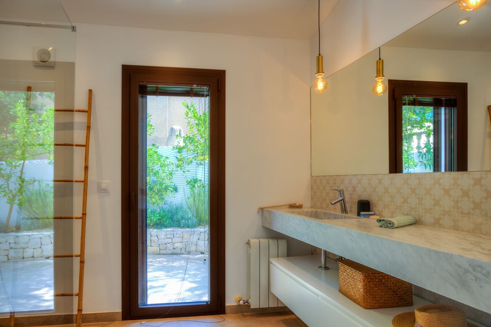 4 Zimmer Villa zu verkaufen in Moraira mit Pool - 1.750.000 € (Ref: 9164382)