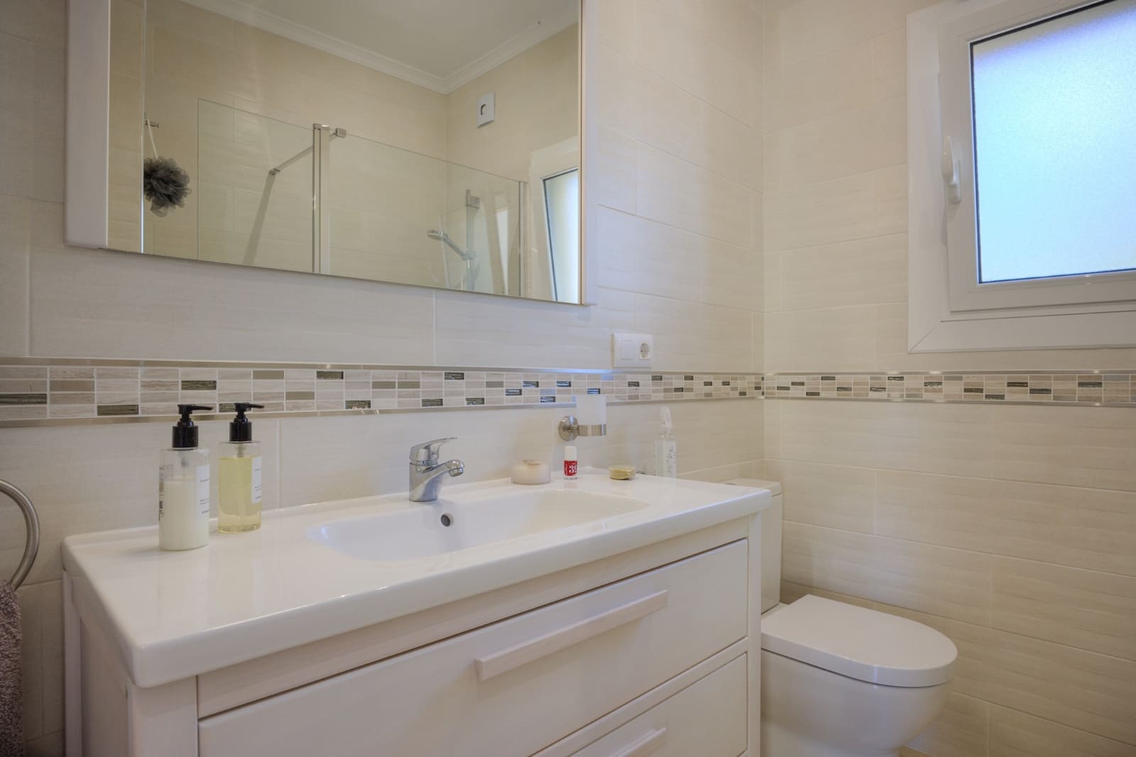 4 soverom Villa til salgs i Moraira med svømmebasseng - € 795 000 (Ref: 9235779)