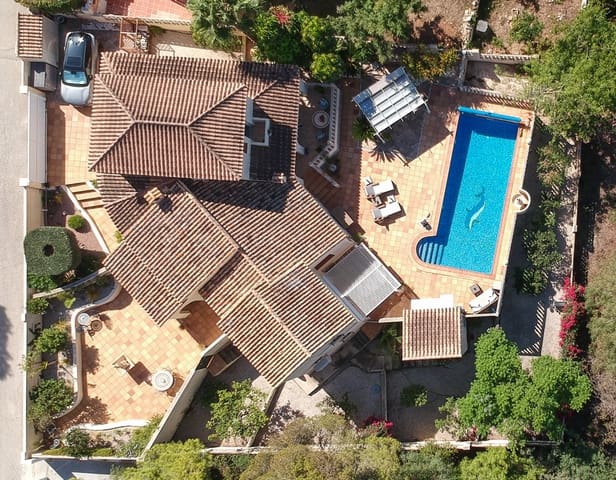 4 soverom Villa til salgs i Moraira, Teulada-Moraira med svømmebasseng - € 795 000 (Ref: 9235779)