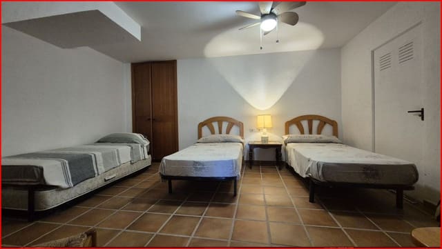 3 bedroom Bungalow for sale in Moraira, Teulada-Moraira with pool - € 435,000 (Ref: 9307043)