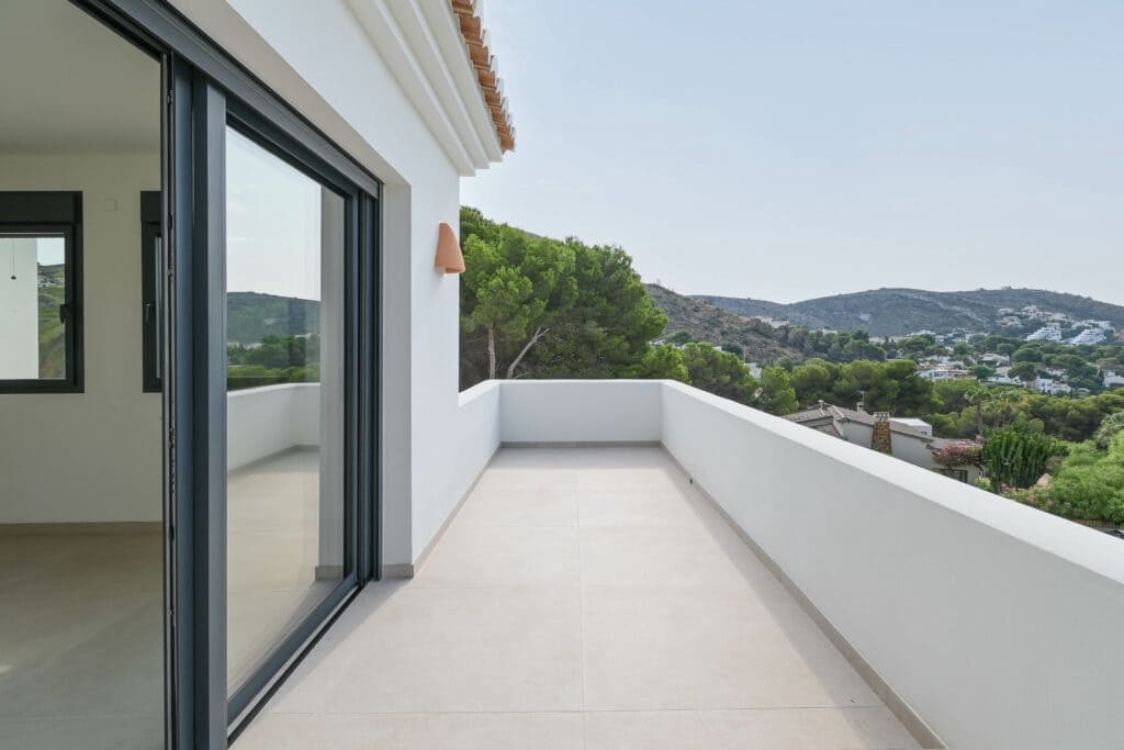 4 soveværelse Villa til salg i Moraira med swimmingpool - € 1.495.000 (Ref: 9307044)