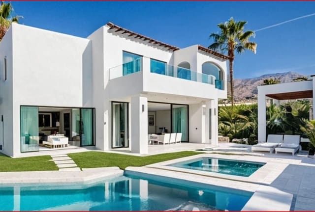 4 soverom Villa til salgs i Moraira, Teulada-Moraira med svømmebasseng garasje - € 565 000 (Ref: 9348052)
