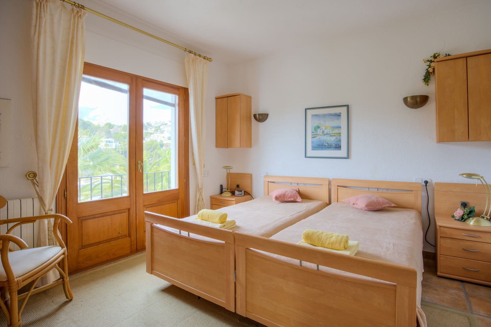 4 bedroom Villa for sale in Moraira with pool garage - € 1,145,000 (Ref: 9360562)