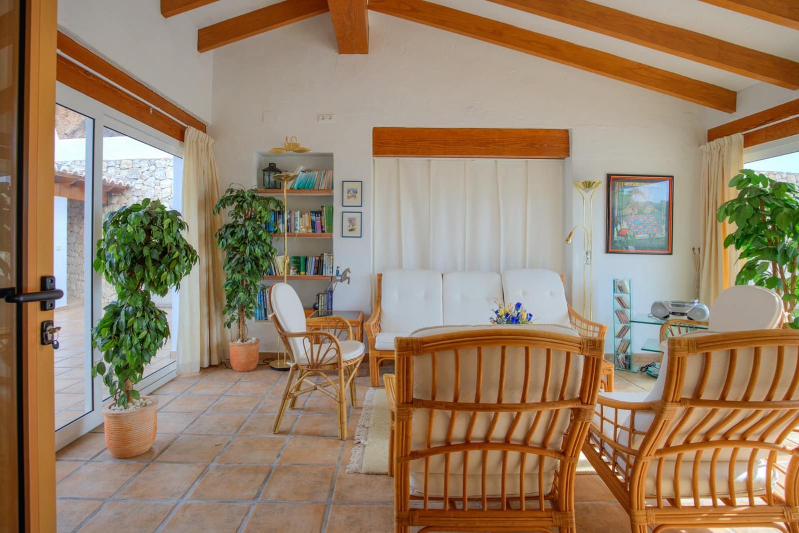 4 bedroom Villa for sale in Moraira with pool garage - € 1,145,000 (Ref: 9360562)