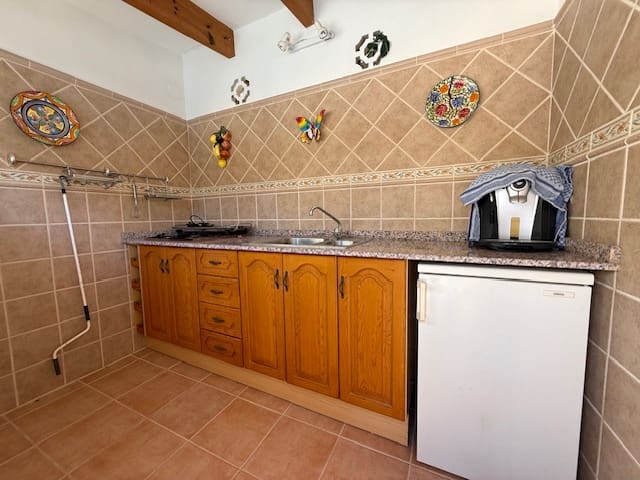 4 slaapkamer Villa te koop in Montemar met zwembad garage - € 785.000 (Ref: 9383289)