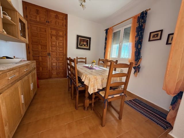 4 slaapkamer Villa te koop in Montemar met zwembad garage - € 785.000 (Ref: 9383289)