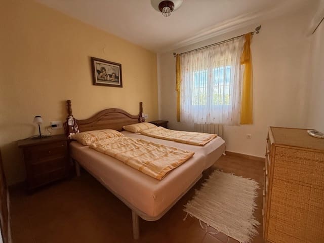 4 slaapkamer Villa te koop in Montemar met zwembad garage - € 785.000 (Ref: 9383289)