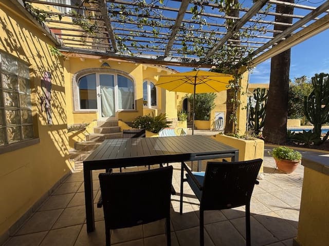 4 bedroom Villa for sale in Montemar with pool garage - € 695,000 (Ref: 9383609)