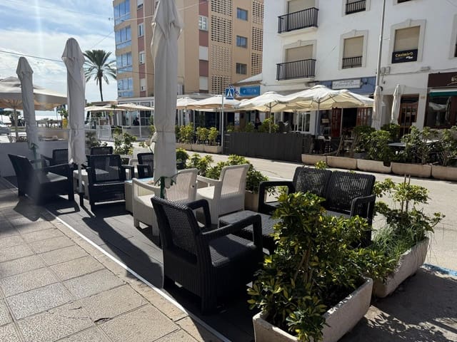 Commercial for sale in Moraira, Teulada-Moraira - € 120,000 (Ref: 9436361)