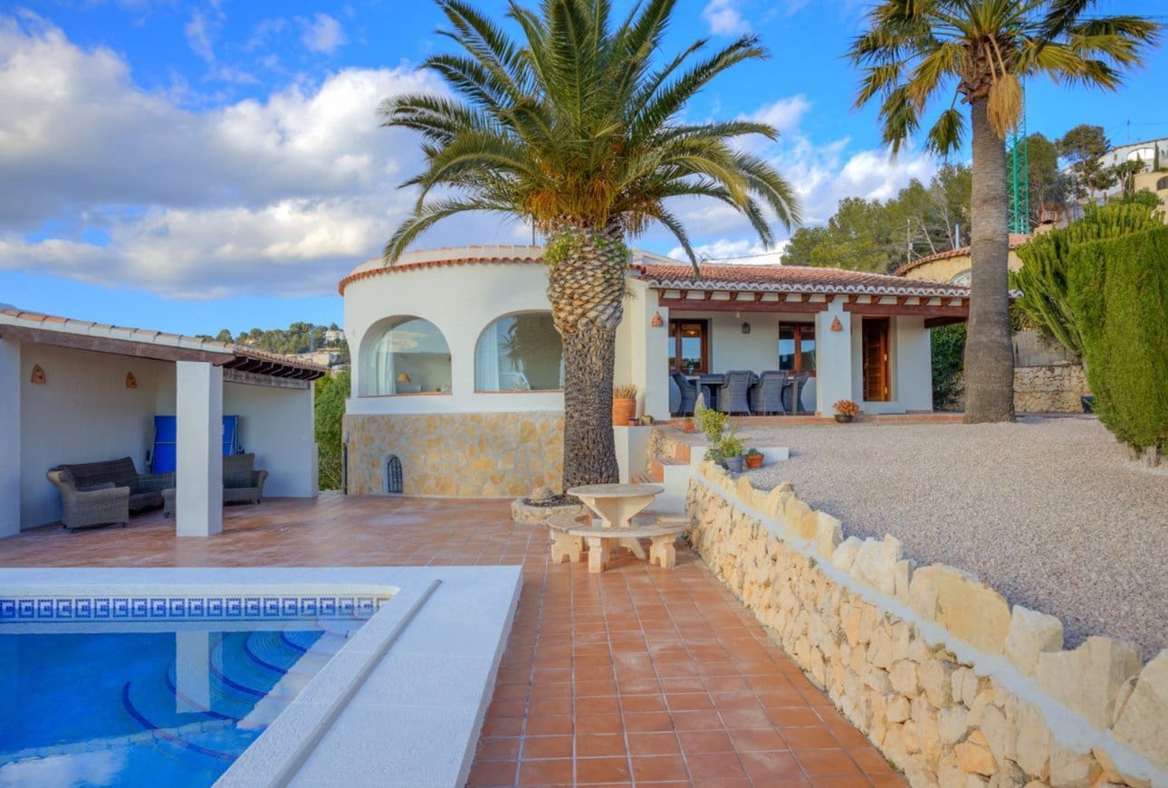 5 Zimmer Villa zu verkaufen in Montemar mit Pool - 799.000 € (Ref: 9485383)