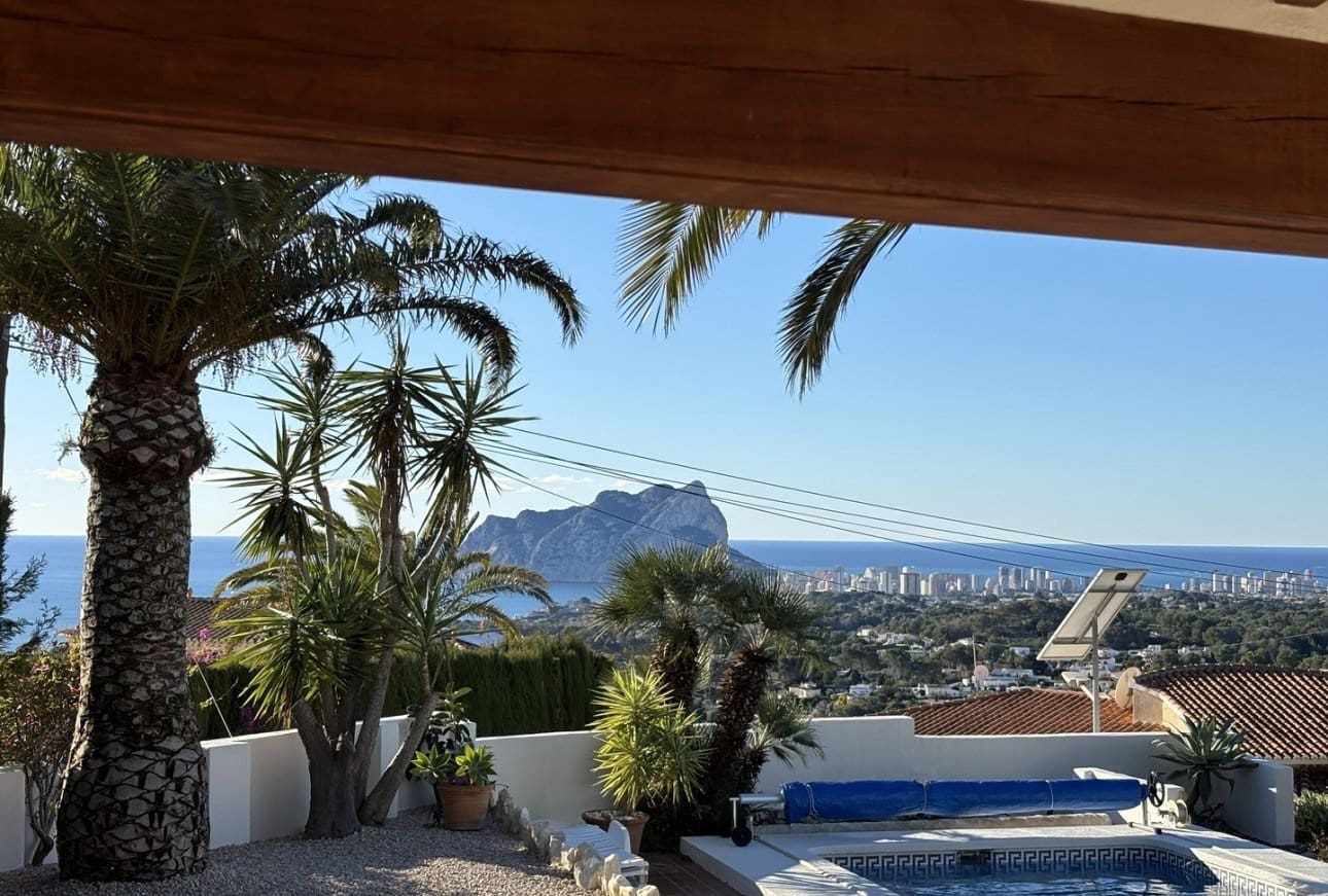 5 Zimmer Villa zu verkaufen in Montemar mit Pool - 799.000 € (Ref: 9485383)