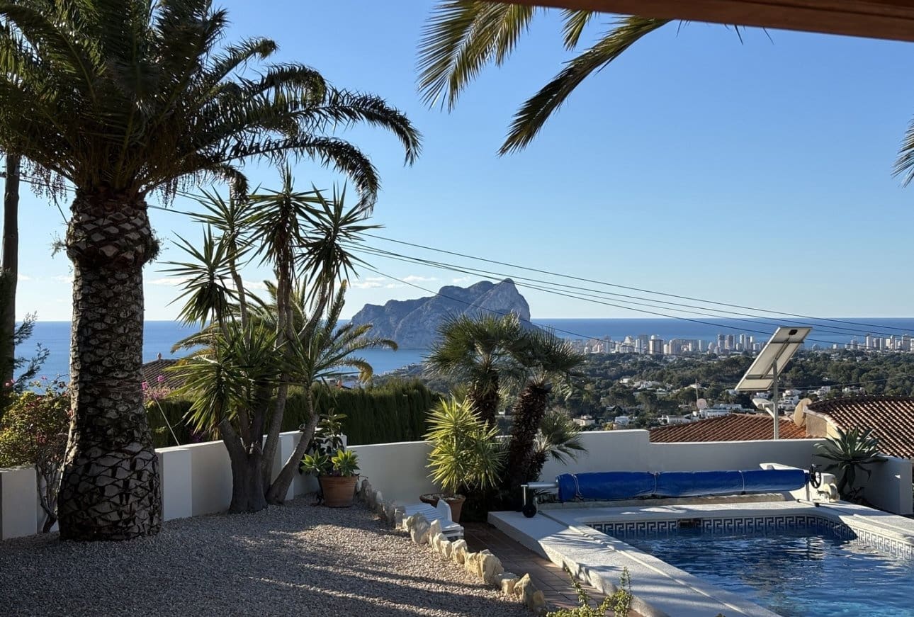 5 Zimmer Villa zu verkaufen in Montemar mit Pool - 799.000 € (Ref: 9485383)