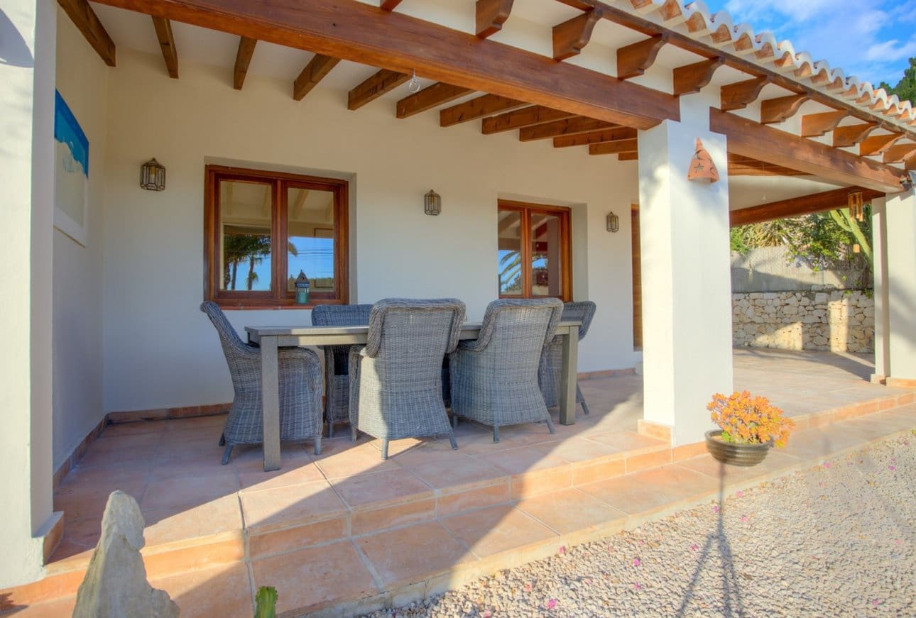 5 Zimmer Villa zu verkaufen in Montemar mit Pool - 799.000 € (Ref: 9485383)