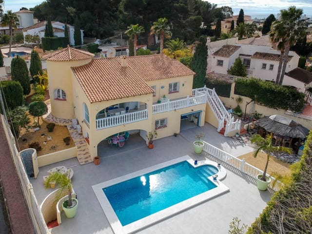 4 sypialnia Willa na sprzedaż w Benissa z basenem garażem - 885 000 € (Ref: 9588519)