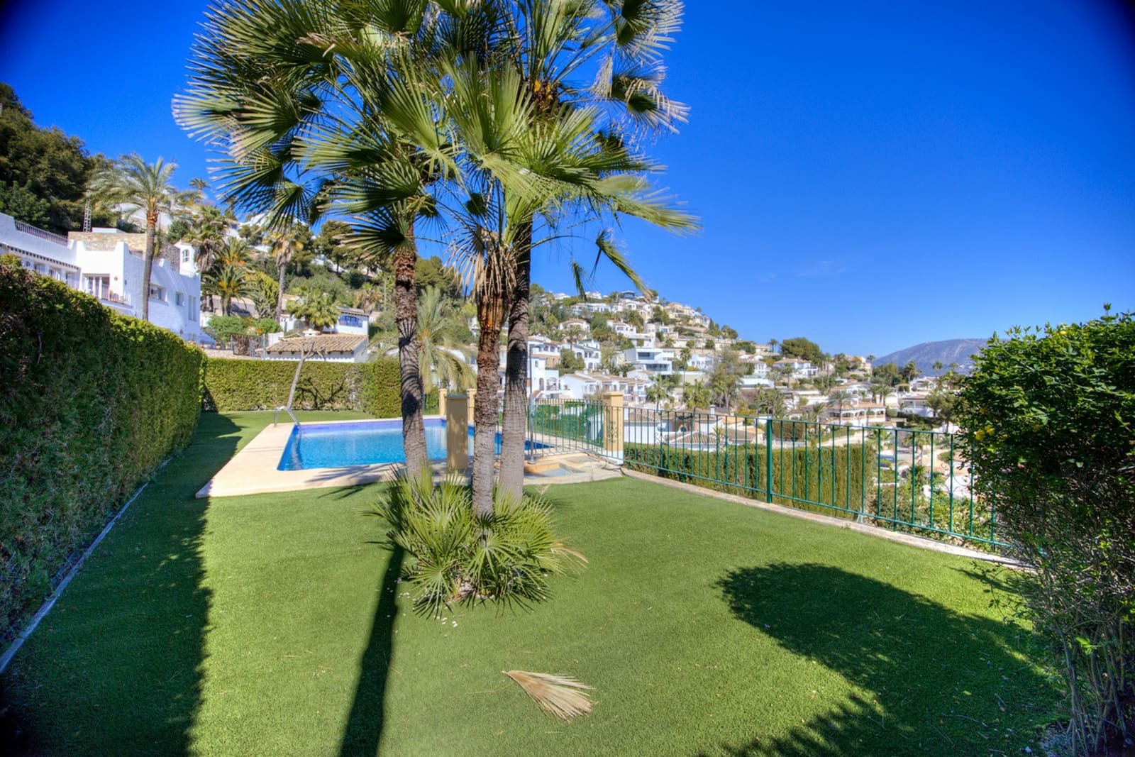 2 soveværelse Bungalow til salg i Moraira med swimmingpool - € 325.000 (Ref: 9635241)