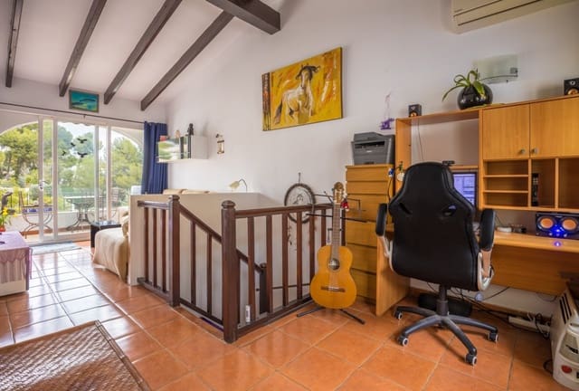 3 soveværelse Bungalow til salg i Moraira, Teulada-Moraira med swimmingpool - € 349.000 (Ref: 9642830)