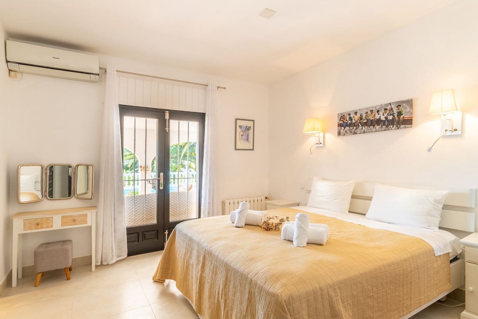 3 bedroom Villa for sale in Benissa with pool - € 795,000 (Ref: 9653061)