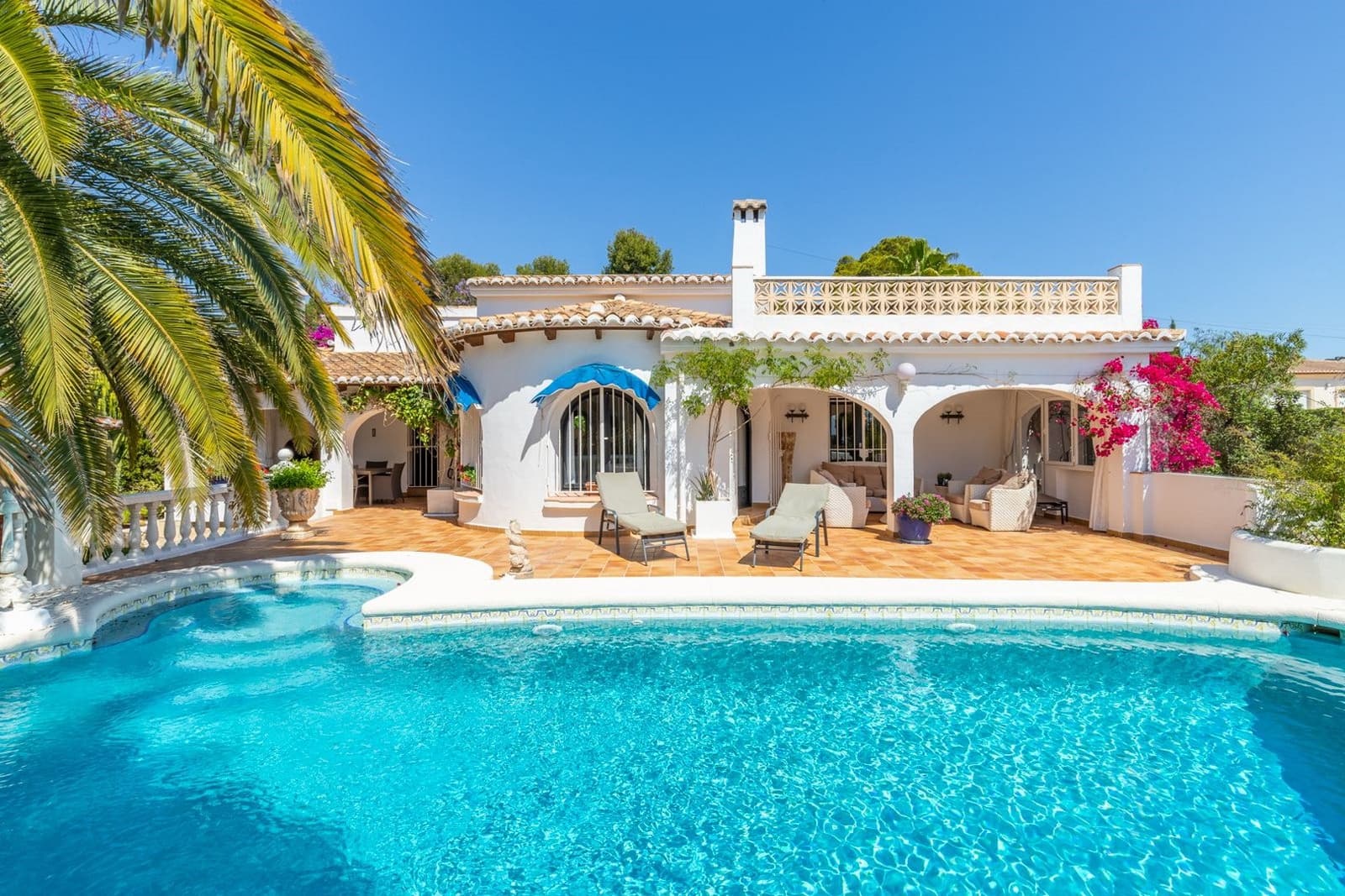 3 bedroom Villa for sale in Benissa with pool - € 795,000 (Ref: 9653061)
