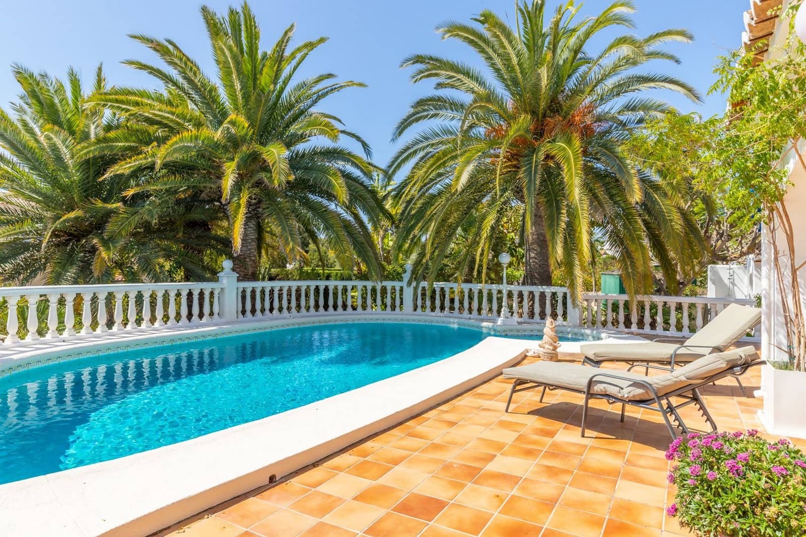 3 bedroom Villa for sale in Benissa with pool - € 795,000 (Ref: 9653061)