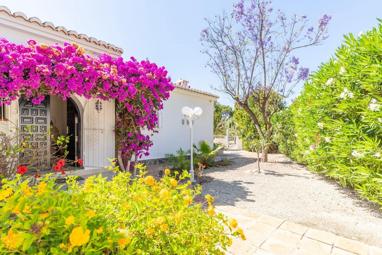 3 bedroom Villa for sale in Benissa with pool - € 795,000 (Ref: 9653061)