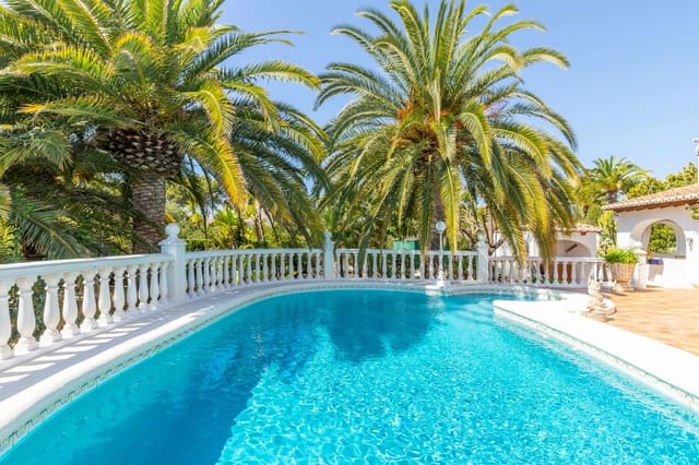 3 slaapkamer Villa te koop in Benissa met zwembad - € 795.000 (Ref: 9653061)