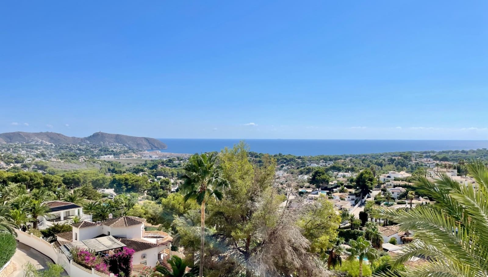 4 makuuhuone Huvila myytävänä paikassa Moraira mukana uima-altaan 
autotalli - 1 199 000 € (Ref: 9654244)