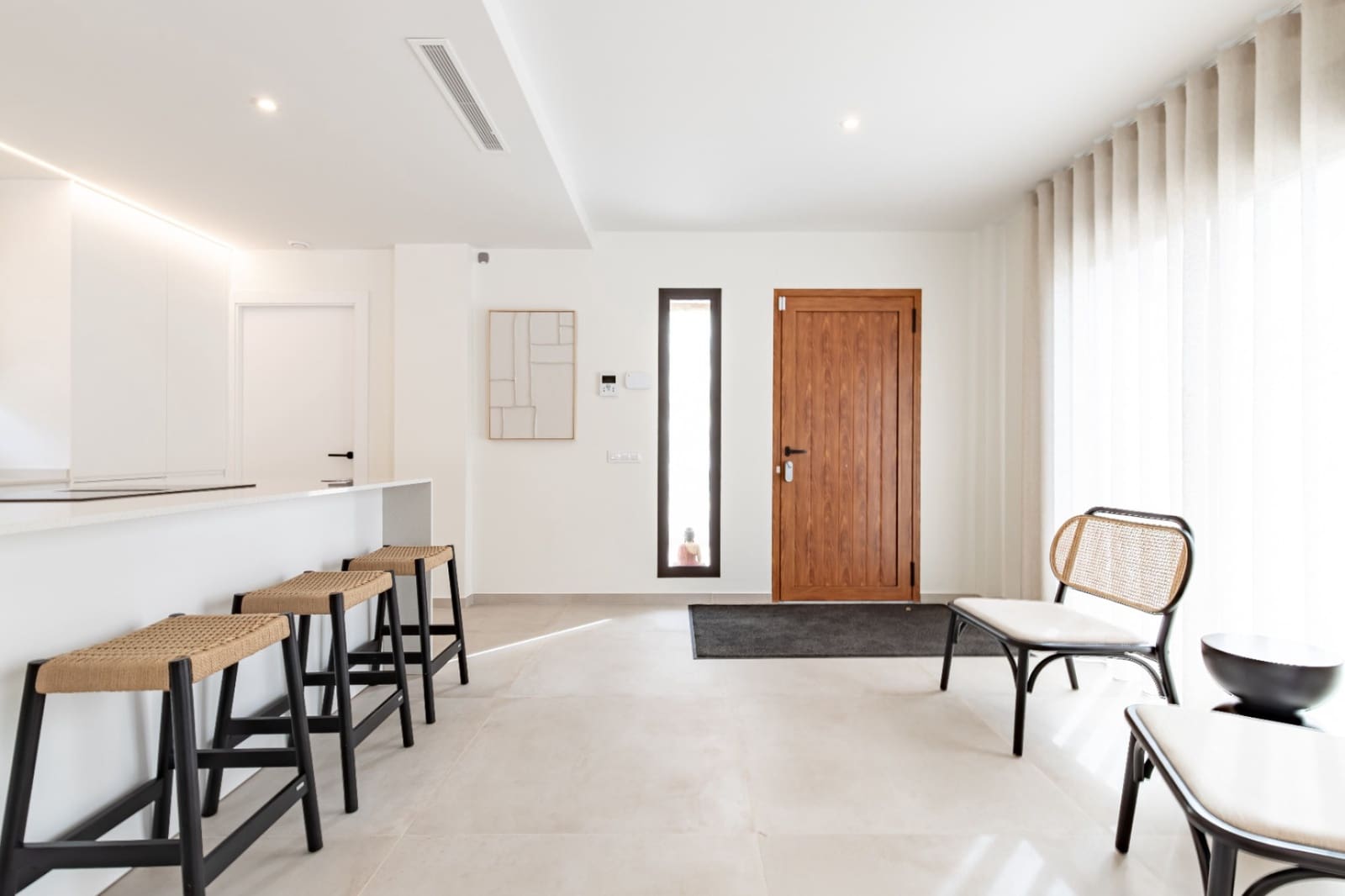 3 bedroom Villa for sale in Moraira with pool - € 995,000 (Ref: 9672772)