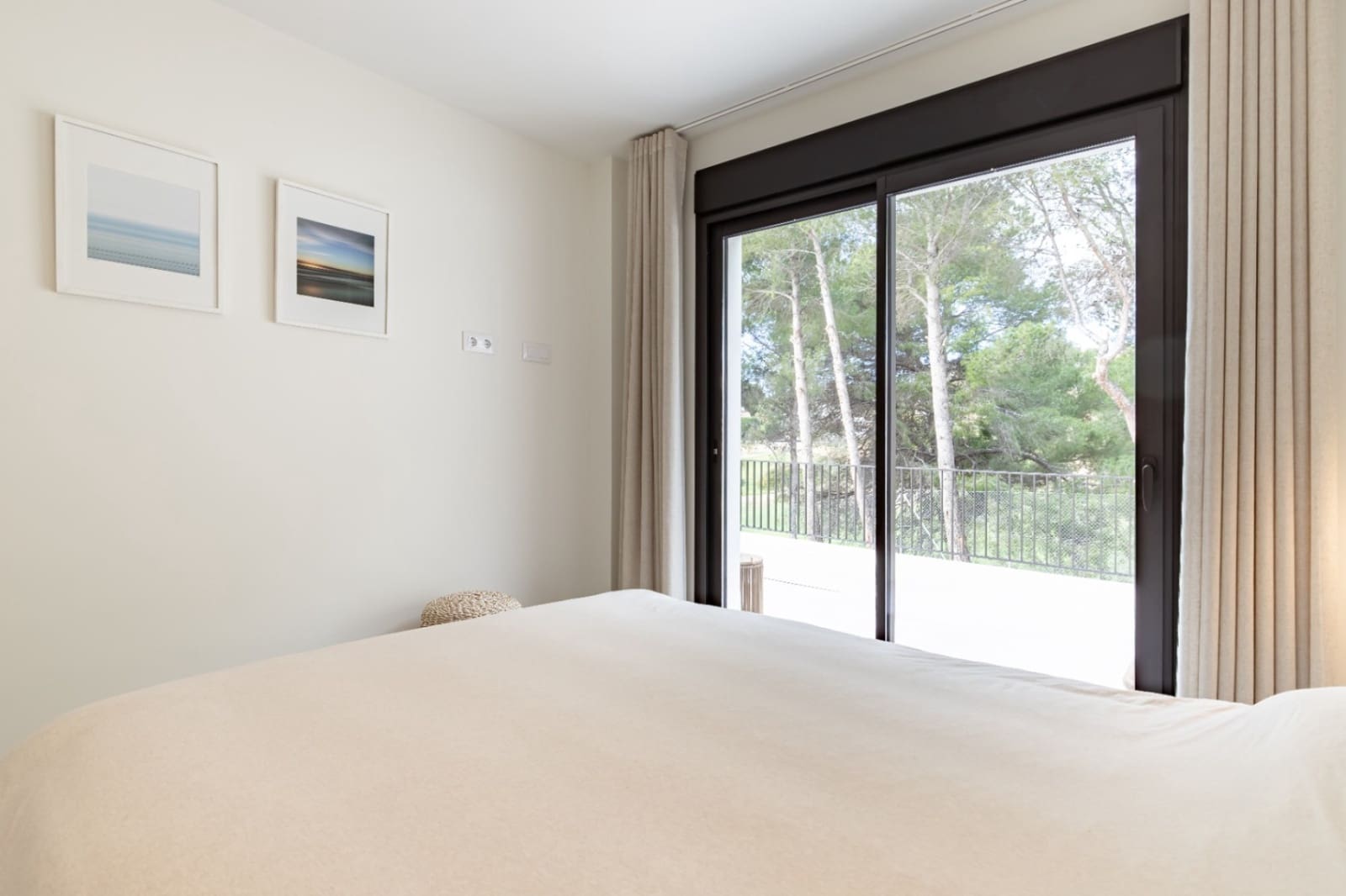 3 bedroom Villa for sale in Moraira with pool - € 995,000 (Ref: 9672772)