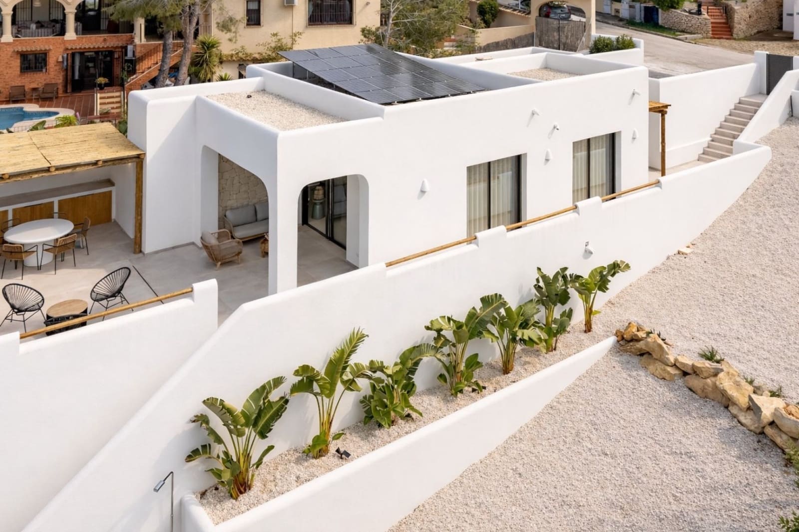 3 bedroom Villa for sale in Moraira with pool - € 995,000 (Ref: 9672772)